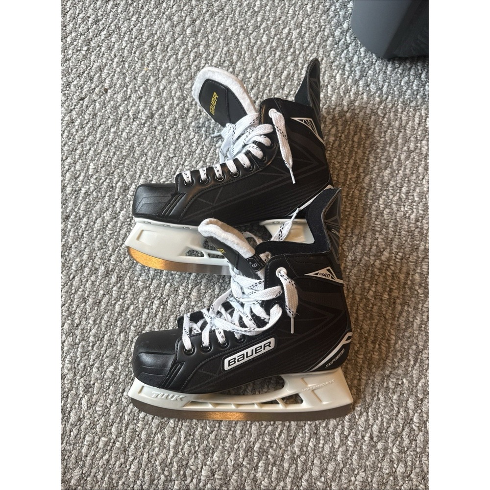 Bauer Supreme Ice Hockey Skates Black Tuuk S140 Size 7.5 Excellent Condition